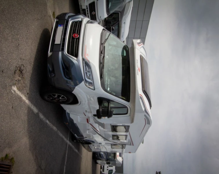 Roller Team Zefiro 282 TL Wohnmobil - Sellebakk, Norwegen