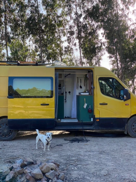 Renault L3H2 Campingbus - Einsiedeln, Schweiz