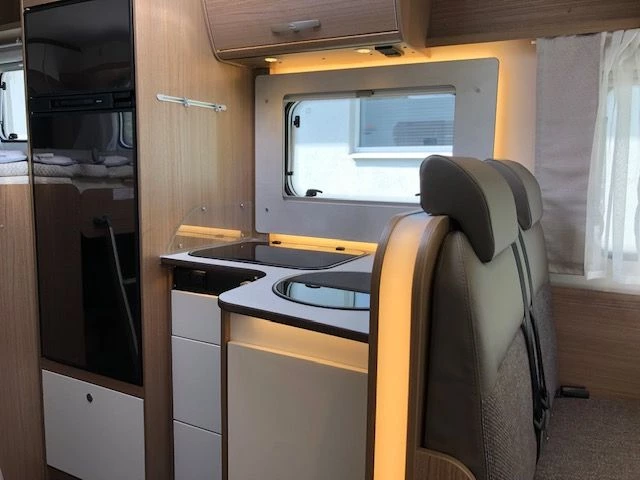 Carado Carado T-448 Wohnmobil - Espoo, Finnland