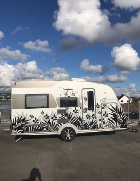 Bürstner Averso Plus 440 TK Wohnwagen - Jevnaker, Norwegen