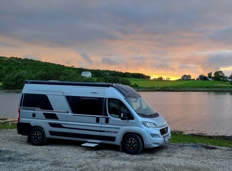 Adria Twin 600 SPB Campingbus - Hegra, Norwegen