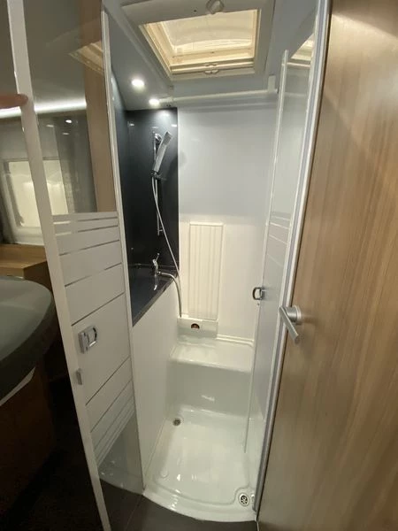 Adria Matrix 670 SC Wohnmobil - Stokke, Norwegen