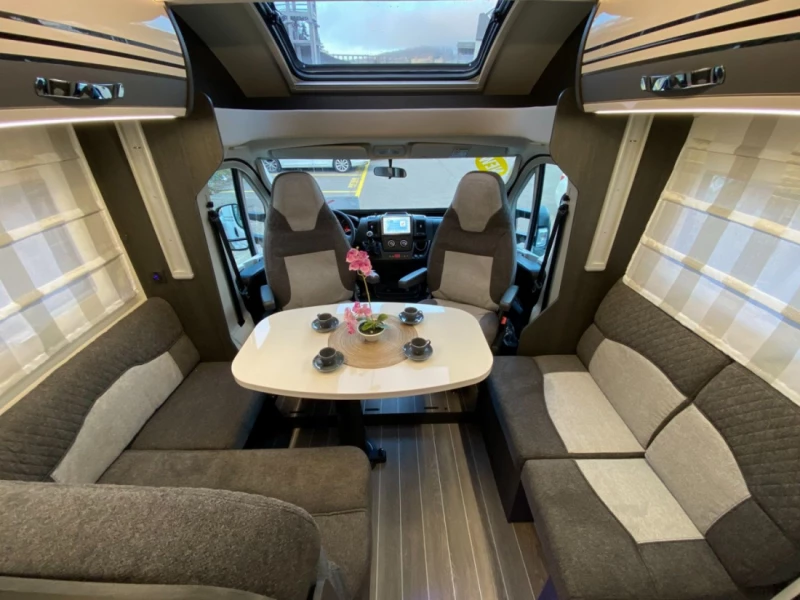 Peugeot Kronos 295 TL Wohnmobil - Ormalingen, Schweiz