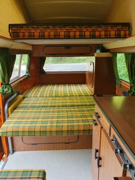 VW VW T2b Campingbus - Bassersdorf, Schweiz