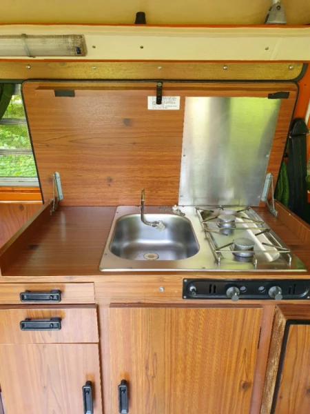 VW VW T2b Campingbus - Bassersdorf, Schweiz