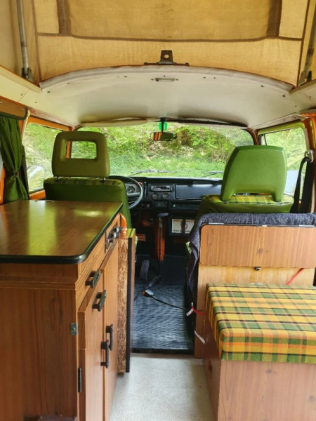 VW VW T2b Campingbus - Bassersdorf, Schweiz