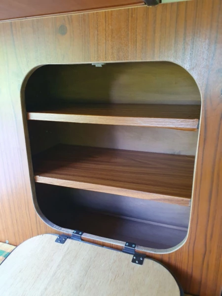 VW VW T2b Campingbus - Bassersdorf, Schweiz