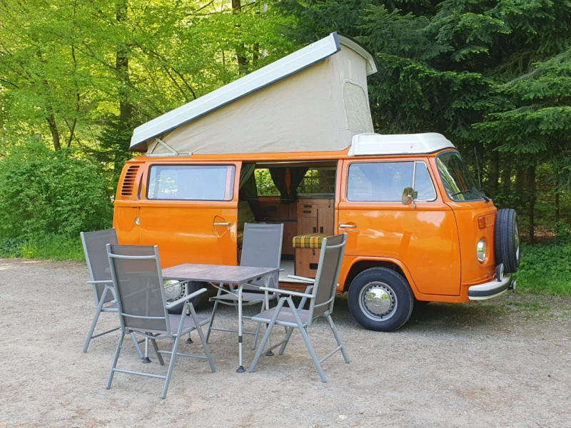 VW VW T2b Campingbus - Bassersdorf, Schweiz