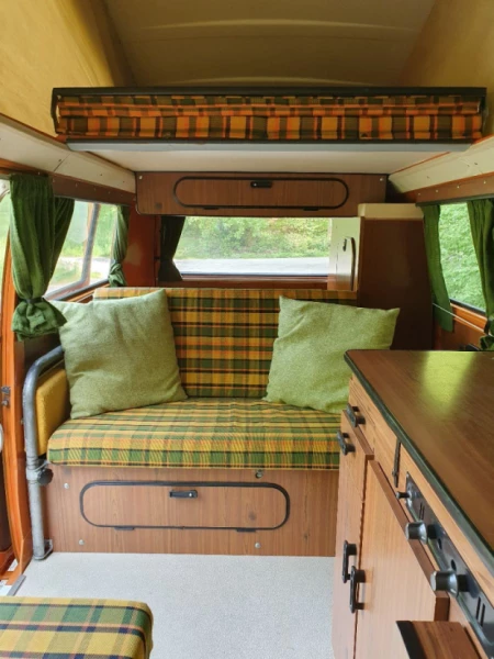 VW VW T2b Campingbus - Bassersdorf, Schweiz