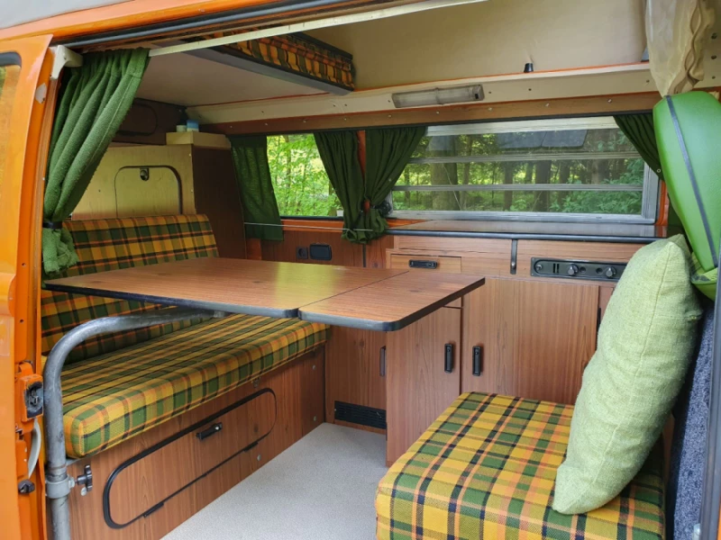 VW VW T2b Campingbus - Bassersdorf, Schweiz