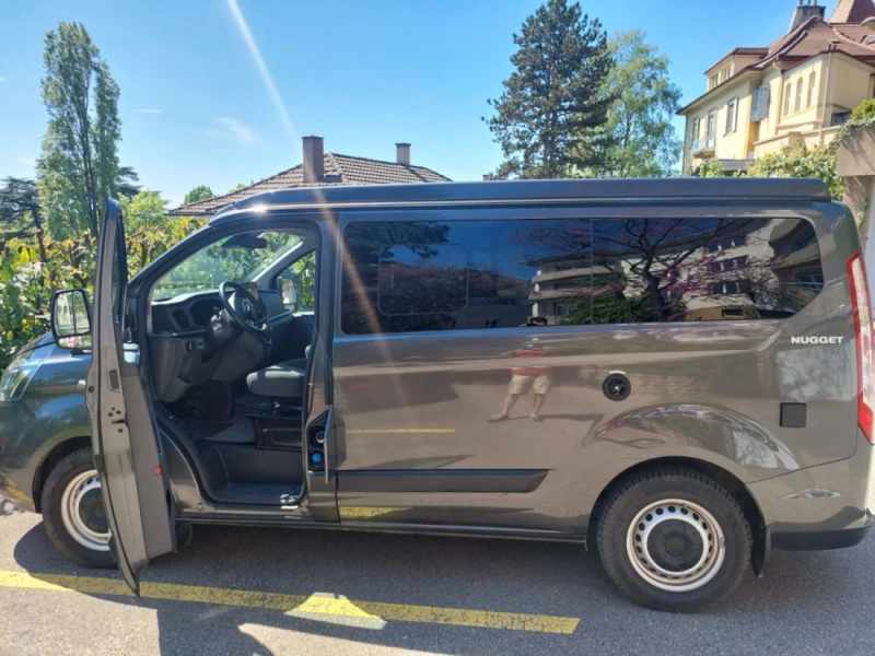 Ford Nugget Campervan - Neuchâtel, Switzerland