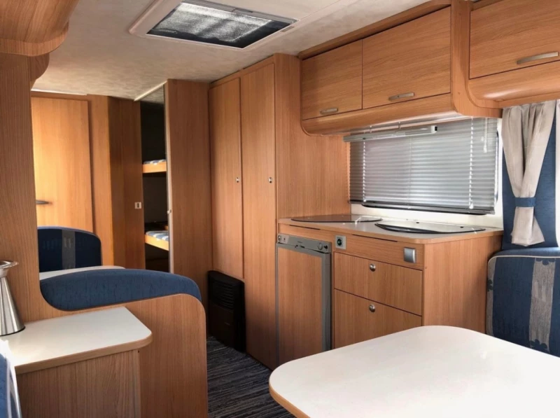 Adria Altea 542DT Wohnwagen - Kareby, Schweden