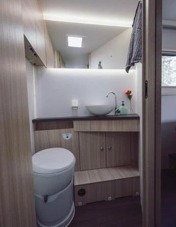 Sun Living S 75SC Matkailuauto (Sa) 3OV 2179CM3 Wohnmobil - Hyvinkää, Finnland
