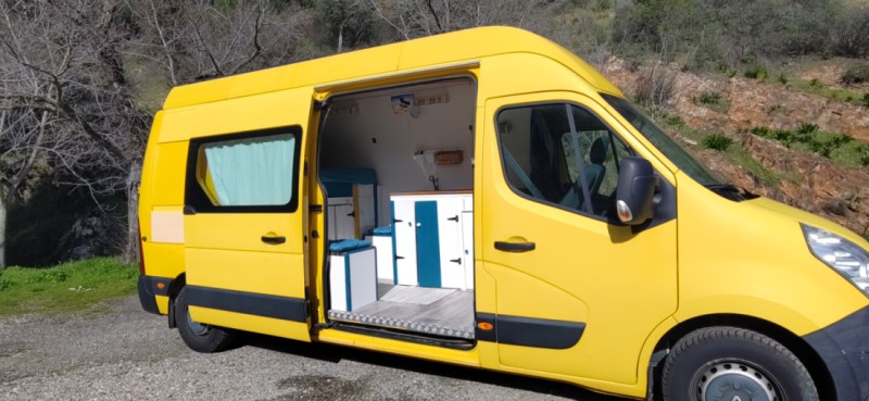 Renault Master Campingbus - La Roche, Schweiz