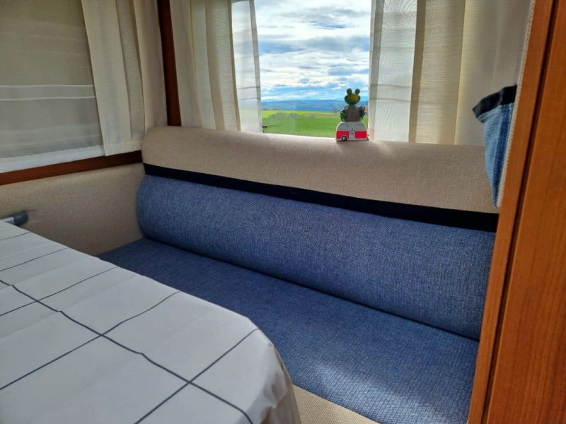 LMC Musica 470E Husvagn - CHATONNAYE, Schweiz