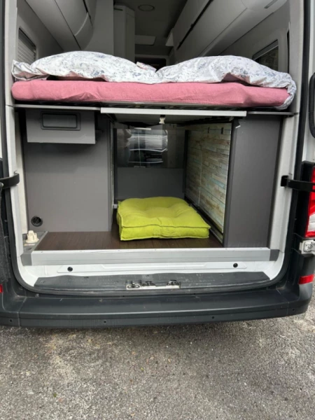 VW Grand California 680 Campingbus - Aubonne, Schweiz