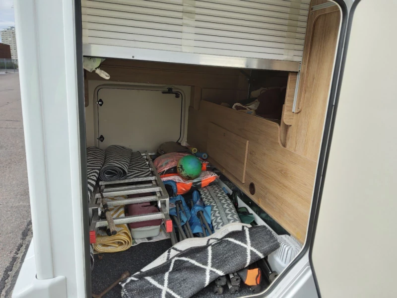 Ford Transit Lava / Alusta 2.0 Ecoblue Wohnmobil - Espoo, Finnland
