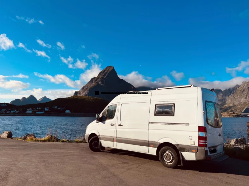 Mercedes Sprinter Campingbus - Adliswil, Schweiz