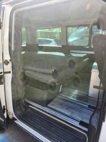 VW California Beach Campingbus - Grand-Lancy, Schweiz