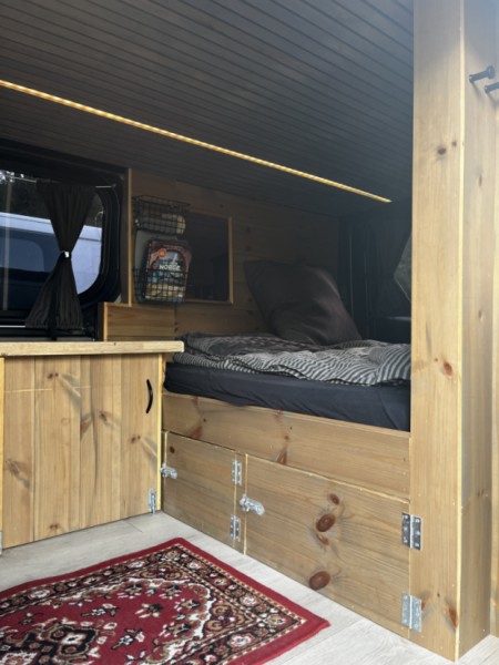 Opel Vivaro 2900 Campingbus - Ålgård, Norwegen