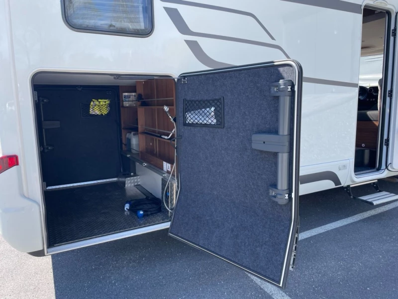 Hymer B600MC White Line Wohnmobil - Bromma, Schweden