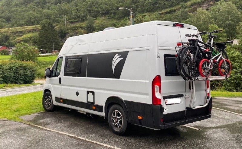 Dreamer Camper Five Campingbus - Attalens, Schweiz