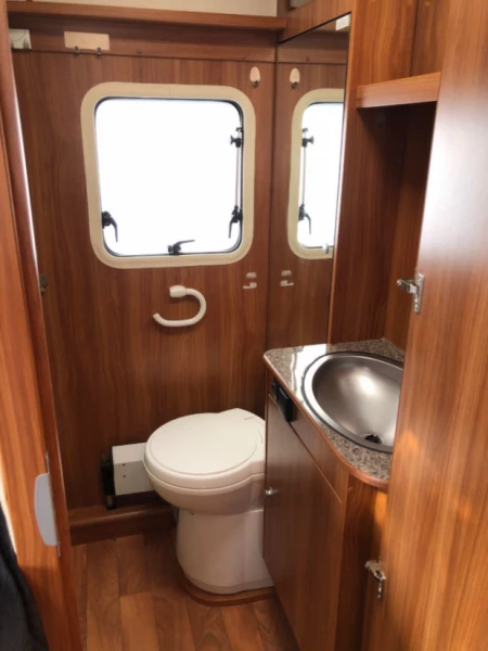 Fiat Ducato Lava / Alusta 130 Multijet 2.3 D Wohnmobil - Lohja, Finnland