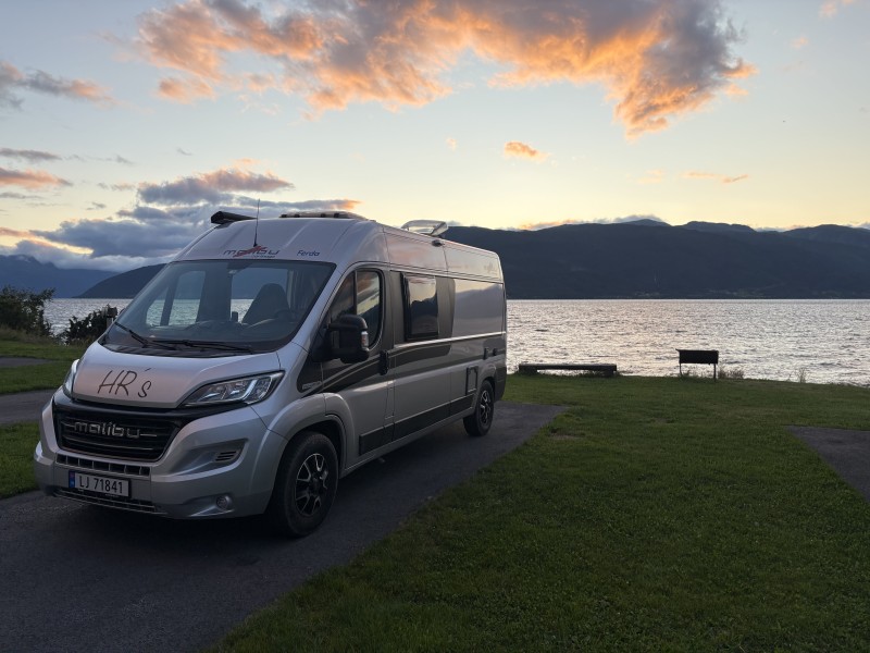 Carthago Malibu VAN 600 LOW BED Campingbus - Oslo, Norwegen