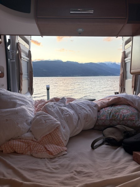 Carthago Malibu VAN 600 LOW BED Campingbus - Oslo, Norwegen