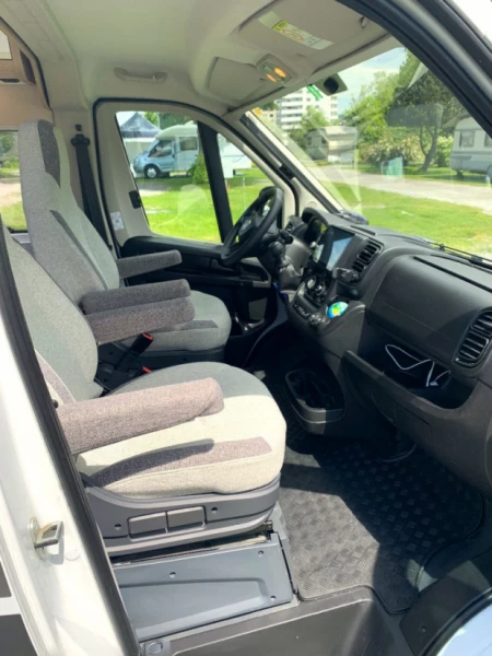 Knaus Boxstar 600 Campervan - Buchs, Schweiz