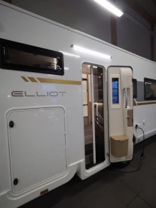 Ford Elliot 74 XT Motorhome - Uppsala, Sweden