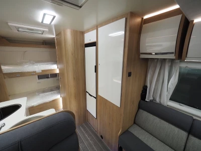 Ford Elliot 74 XT Motorhome - Uppsala, Sweden