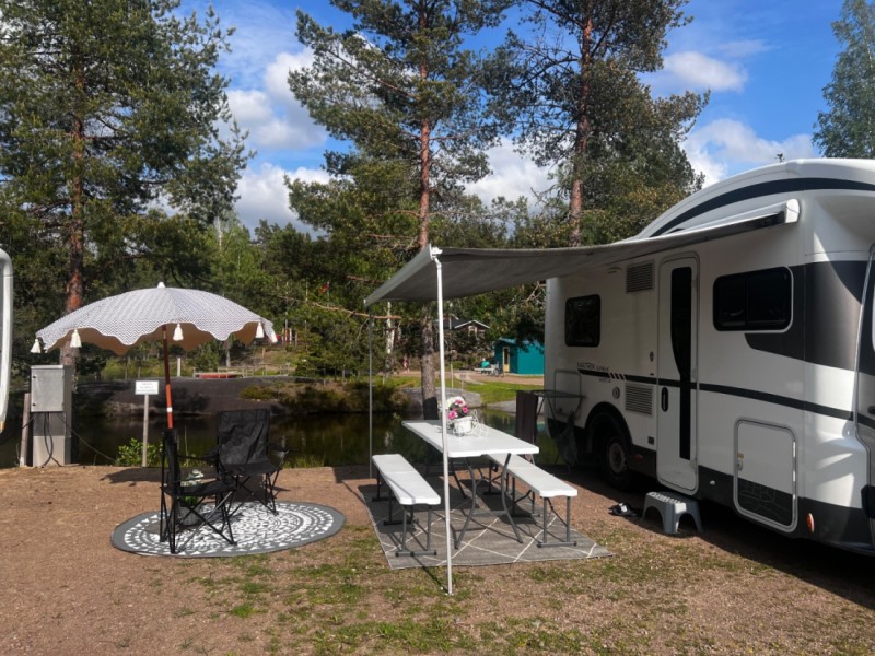 Renault Master III Lava / Alusta 2.3 DCI 145 FWD (EV0E EV0F HV0E HV0F UV0E UV0F) Wohnmobil - Lieto, Finnland