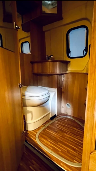 Citroën Jumper II Lava / Alusta 2.2 HDI 120 Campingbus - Helsinki, Finnland