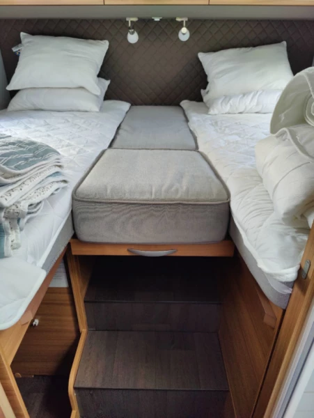 Adria Matrix M 670SL Wohnmobil - Romelanda, Schweden