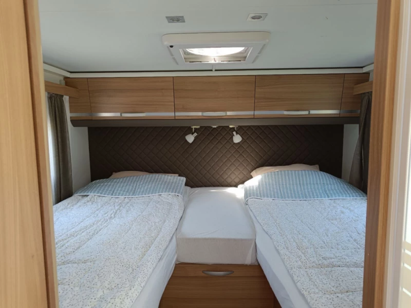 Adria Matrix M 670SL Wohnmobil - Romelanda, Schweden