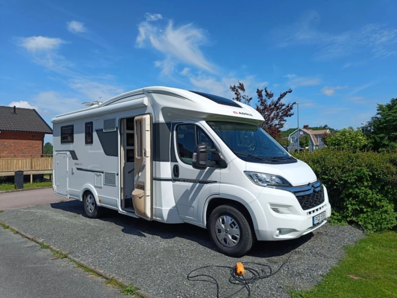 Adria Matrix M 670SL Wohnmobil - Romelanda, Schweden