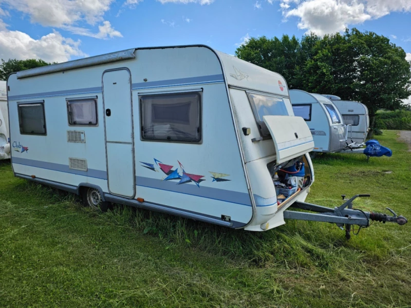 Bürstner Fun Club Wohnwagen - Camping opbevaring, Dänemark