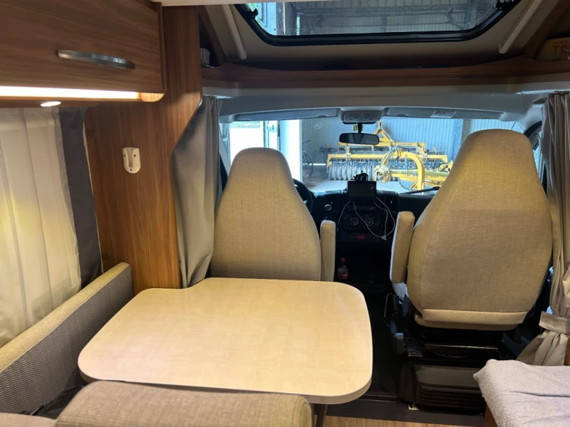 Carado Carado Wohnmobil - Penthalaz, Schweiz