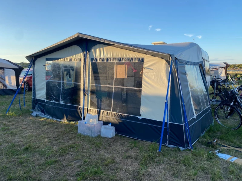 Hobby Prestige 520 Wohnwagen - Herrljunga, Schweden