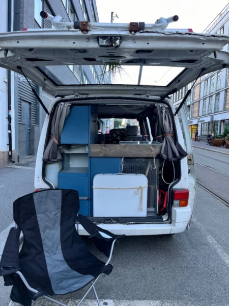 VW Transporter Reimo Van - Oslo, Norvège