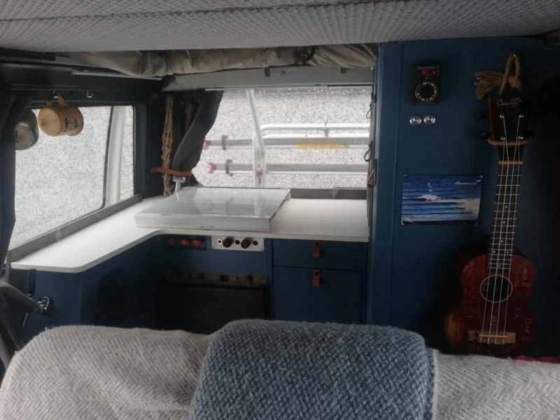 VW Transporter Reimo Van - Oslo, Norvège