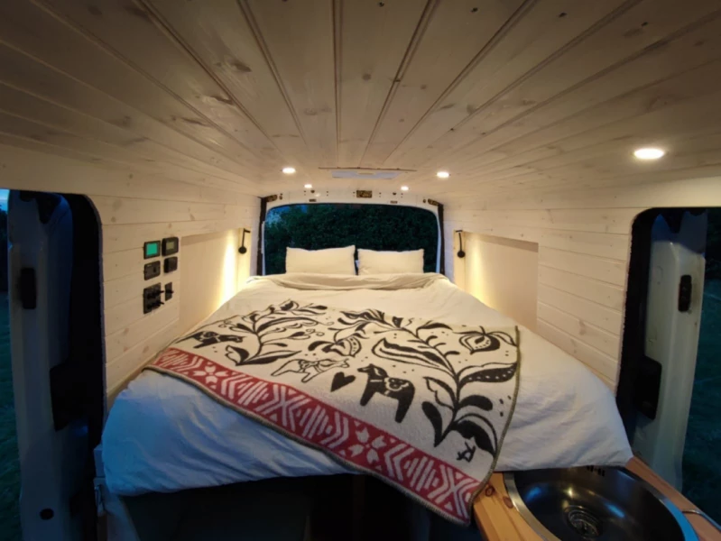 Ford Transit Van 2.0 TDC Campingbus - Falun, Schweden