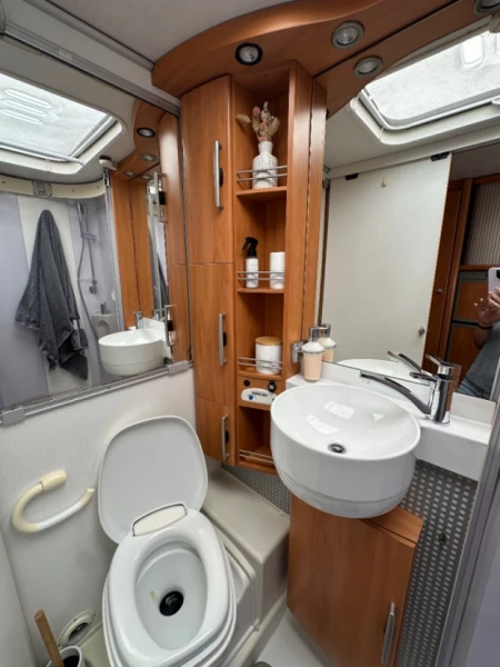 Hymer B525 Wohnmobil - Morgins, Schweiz