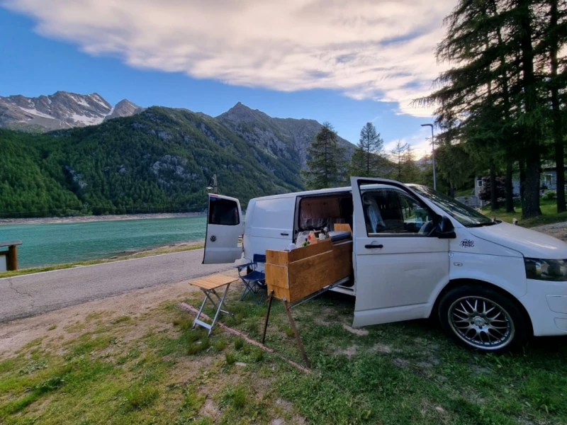 VW Transporter 2.0 TDi Campingbus - Torsby, Schweden