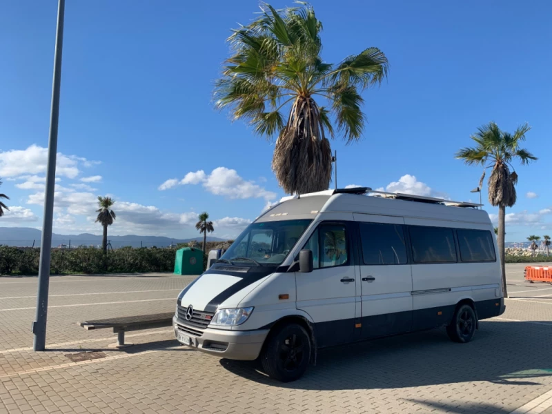 Mercedes Sprinter Campingbus - Gampelen, Schweiz
