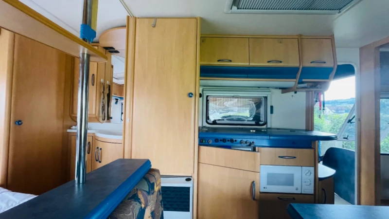 Hobby Deluxe Wohnwagen - Courtételle, Schweiz