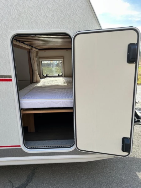 Bürstner Premio plus 440 TK Caravane - Sursee, Suisse