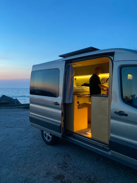 Ford Transit 2.2 Tdci Campingbus - Helsinki, Finnland