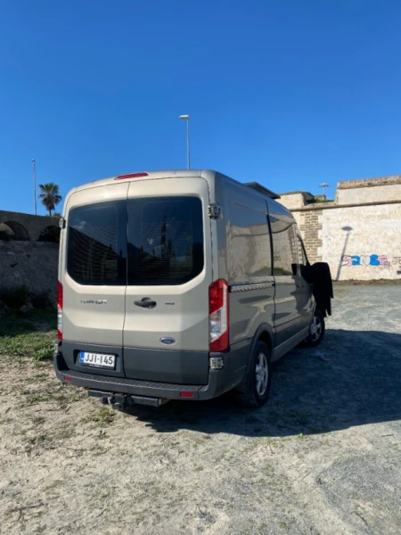 Ford Transit 2.2 Tdci Campingbus - Helsinki, Finnland